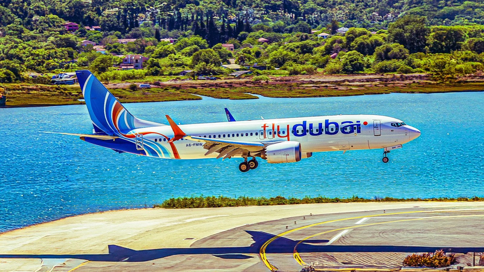 Avión Boeing 737 de Flydubai en vuelo